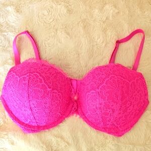 Victoria's Secret Pink Full-Coverage Bra with Lace Texture
